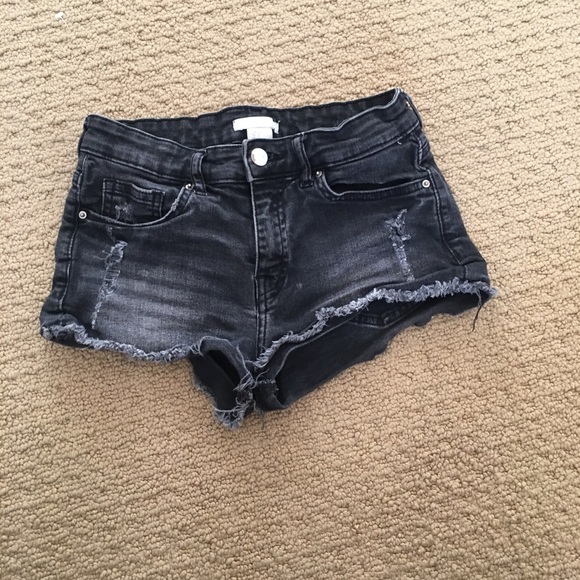 H and m shorts - Picture 1 of 2